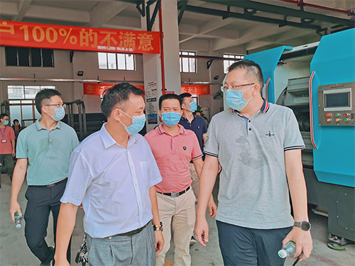 大嶺山鎮(zhèn)政府各級領導實地調(diào)研指導